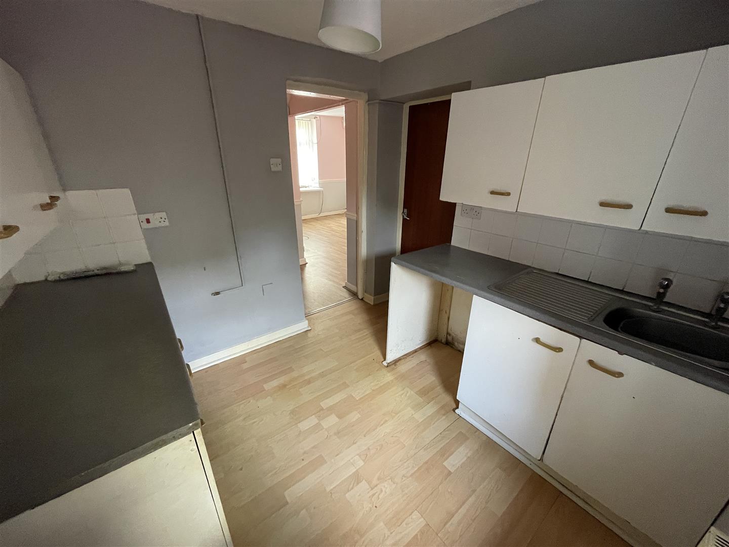 2 Bedroom House Mid Terrace Fountain Street, Mountain Ash Durbin & Co